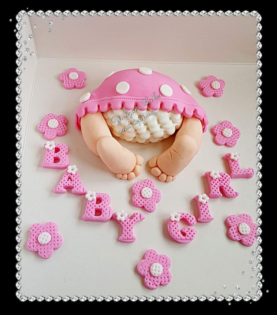 Edible baby shower,bum cake topper