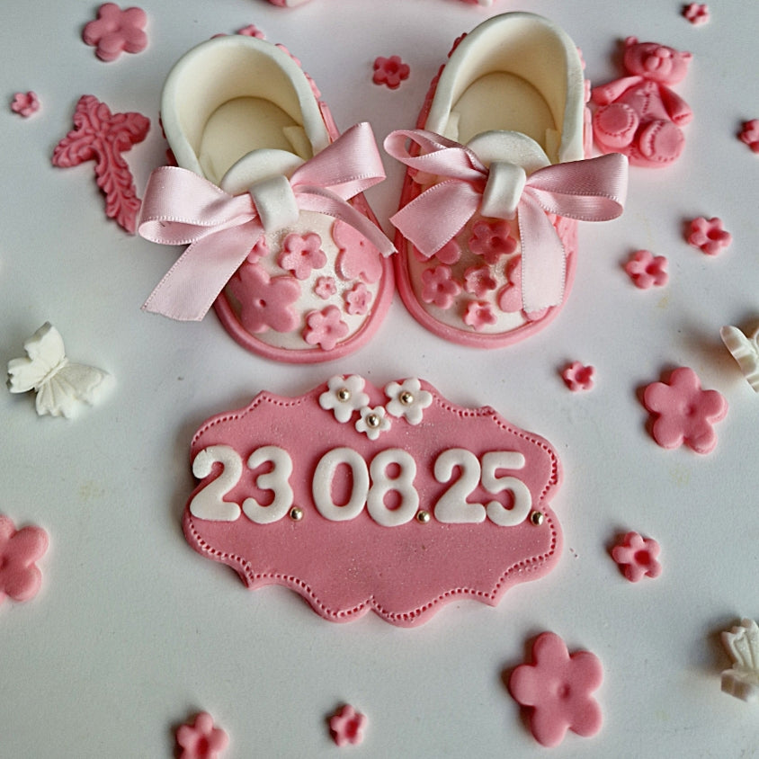 Edible baby booties/shoes cake topper,fondant icing decorations