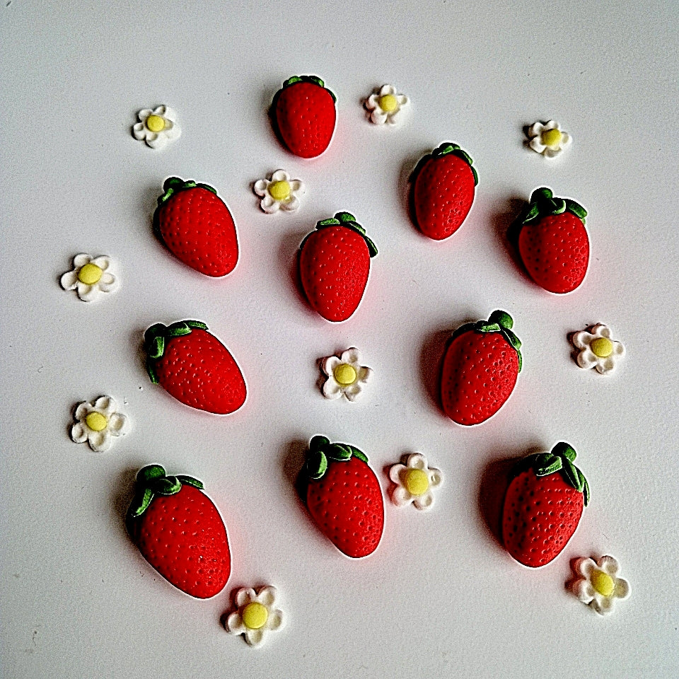 Edible strawberries cake toppers,fondant icing decorations