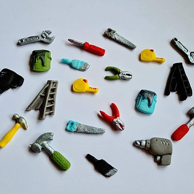 18 Edible mini tools cake/cupcakes toppers,fondant icing decorations
