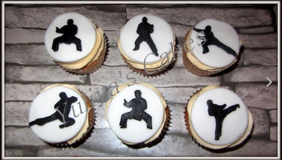 12 Edible martial karate cake toppers,fondant icing decorations