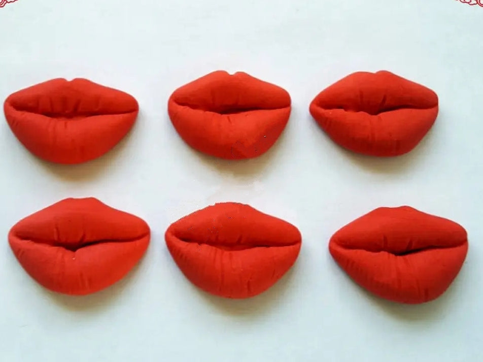 12 edible lips cake/cupcakes toppers,fondant icing decorations