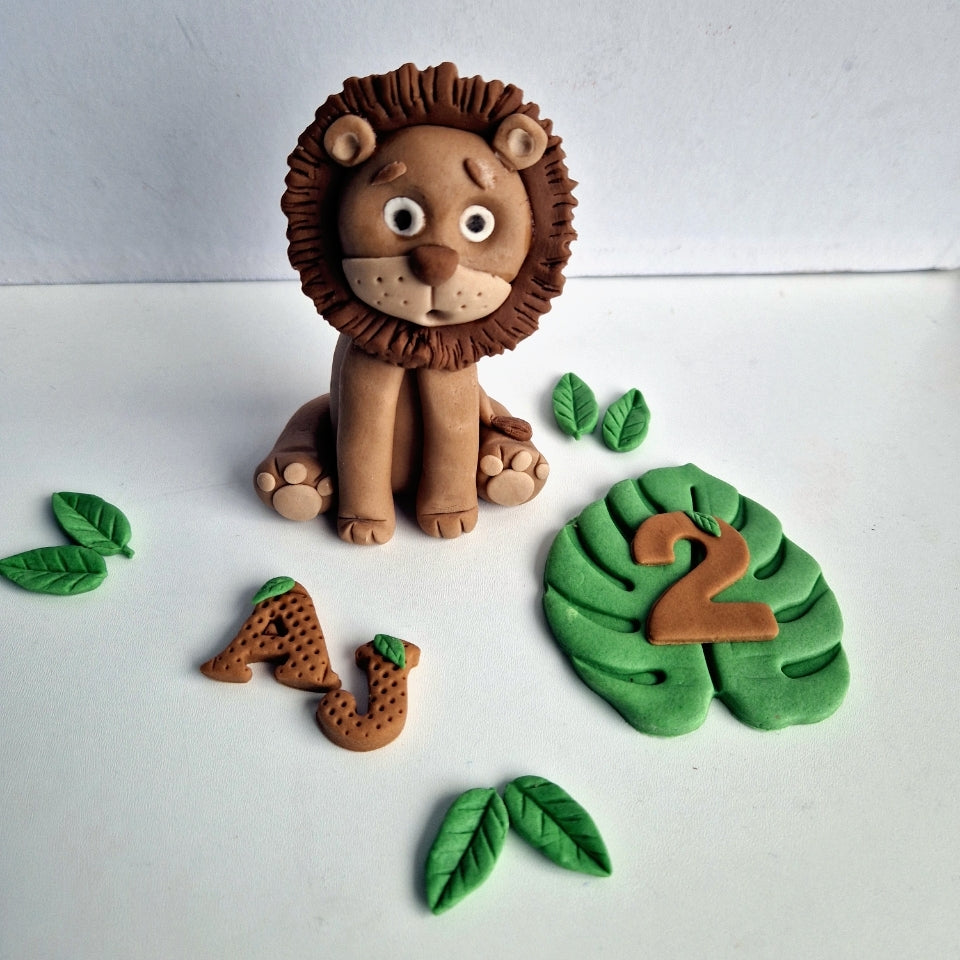 Edible baby lion cake topper,zoo fondant icing decoration
