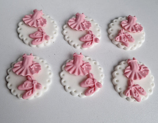 12 Edible ballet cupcake toppers,fondant icing decorations