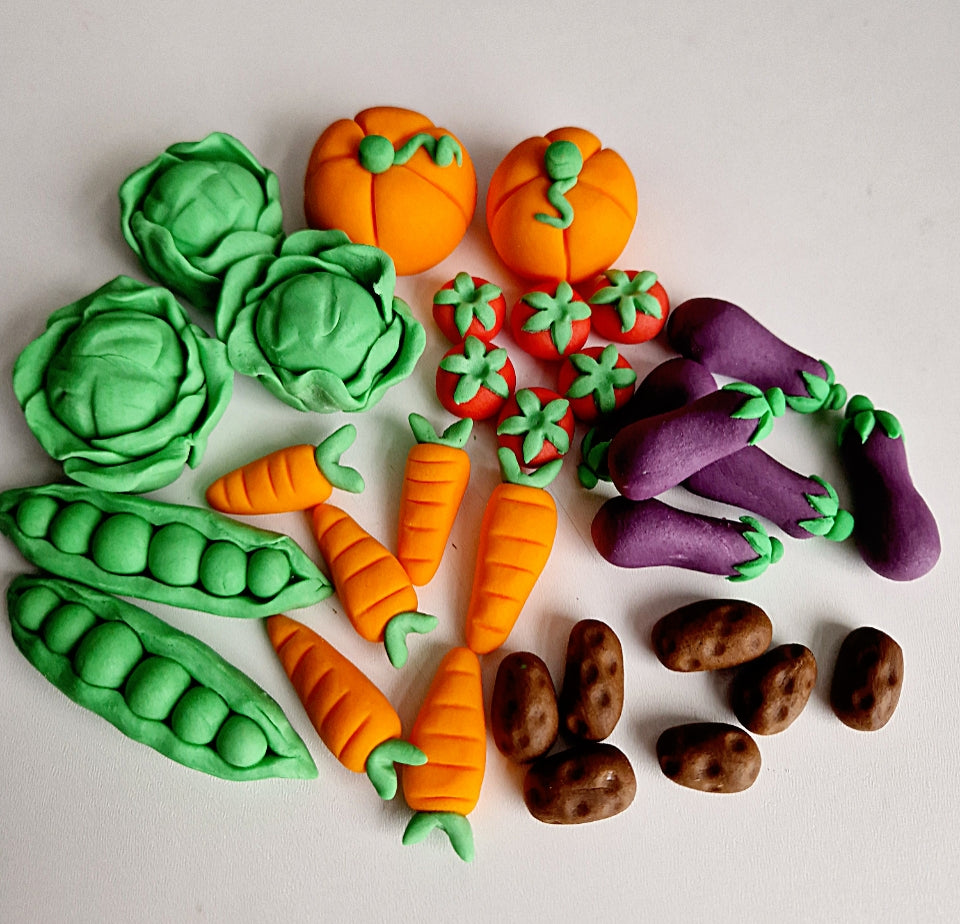 30 Edible vegetables cake/cupcakes toppers,fondant icing decorations