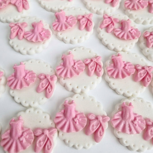 12 Edible ballet cupcake toppers,fondant icing decorations