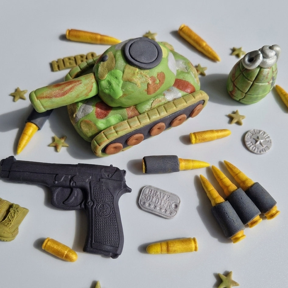 Edible army tank cake topper,soldier fondant icing decoration