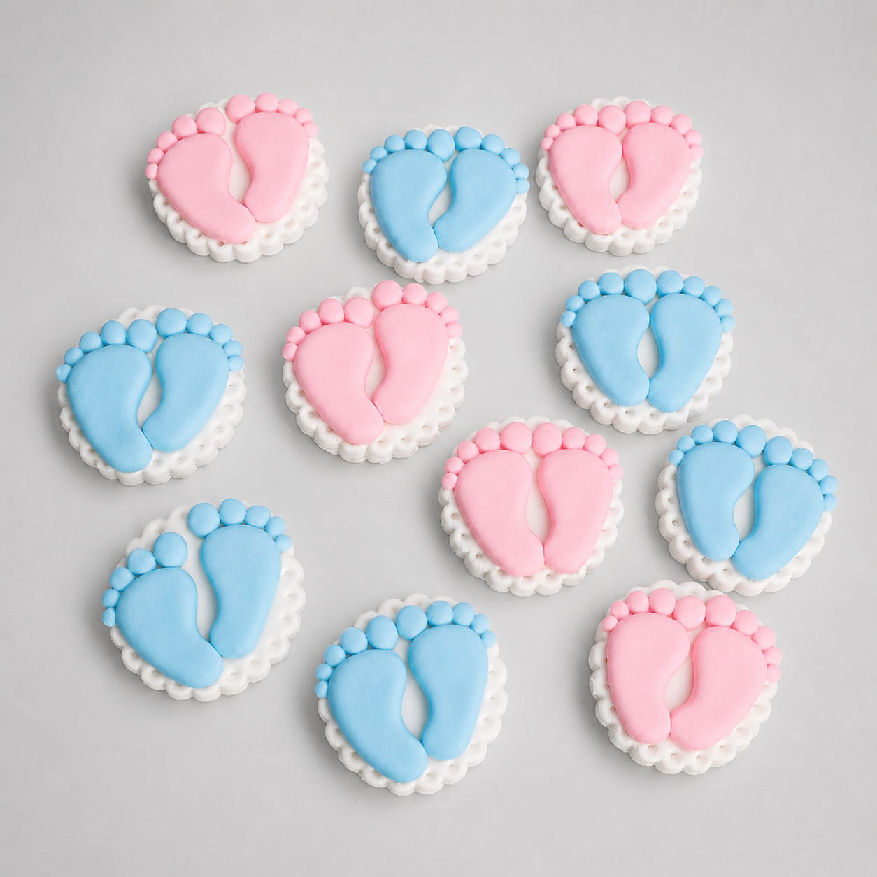 12 Edible baby feet cupcake toppers,fondant icing decoration