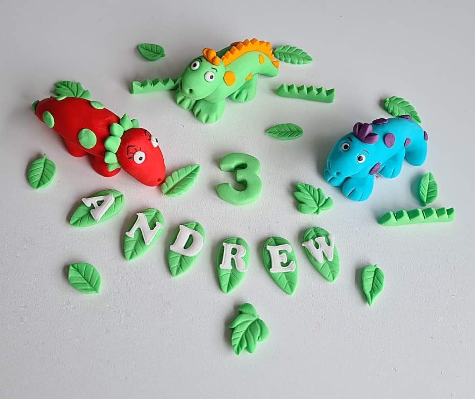 3 Edible handmade dinosaurs cake topper,fondant party icing decoration